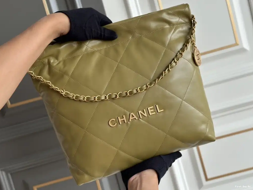 Firstbag Ru CHANEL 22 SMALL HANDBAG 0512